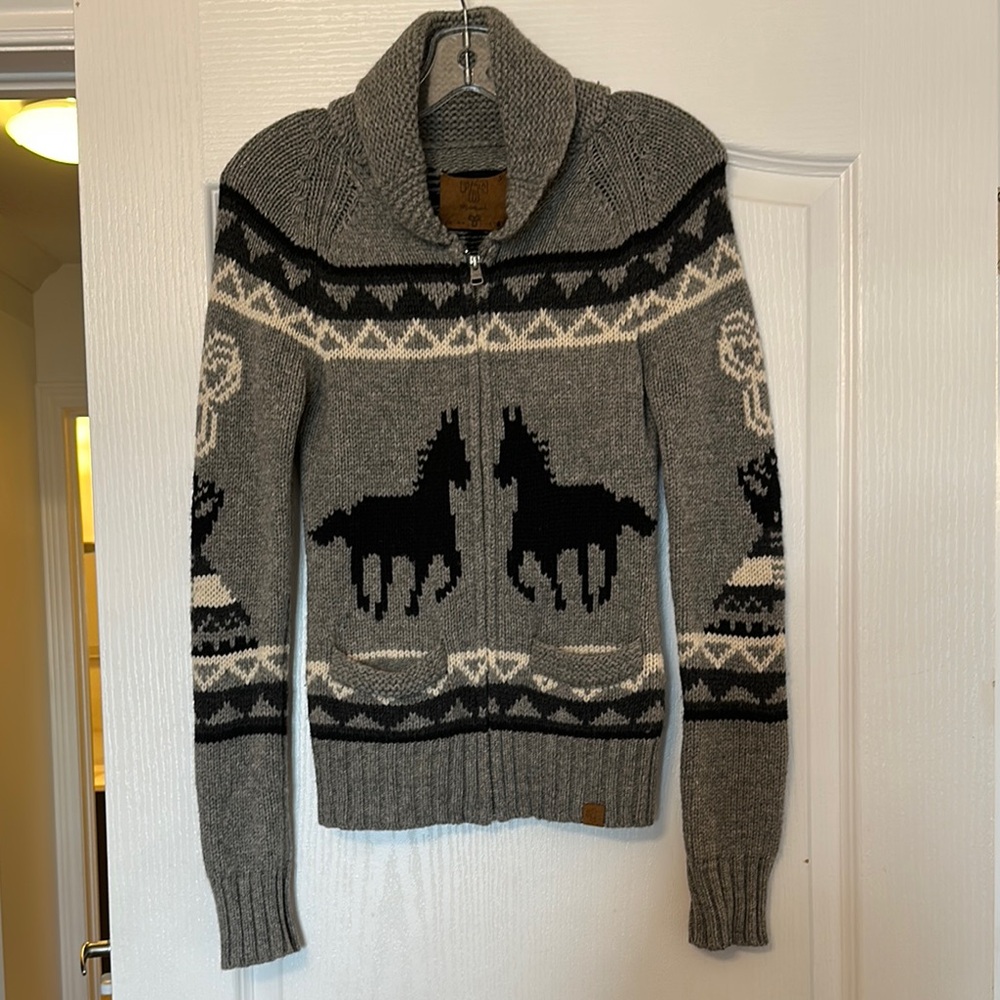 TNA vintage cowichan Gray Patterned Sweater